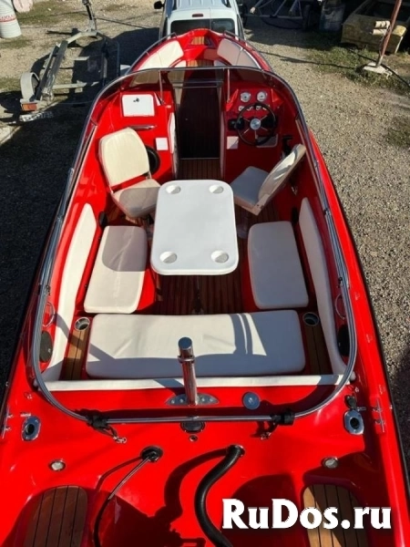 ХИТЯРА Пластиковая, моторная лодка Касатка-700 спорт изображение 4