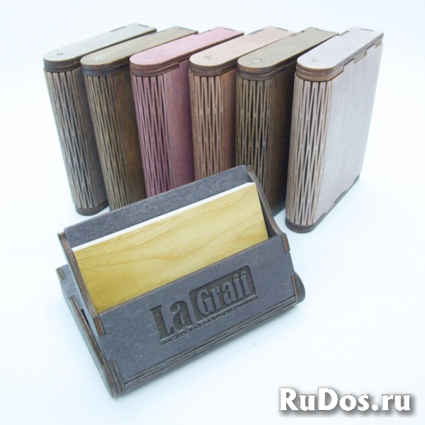 Визитница из дерева "Кассета" фотка