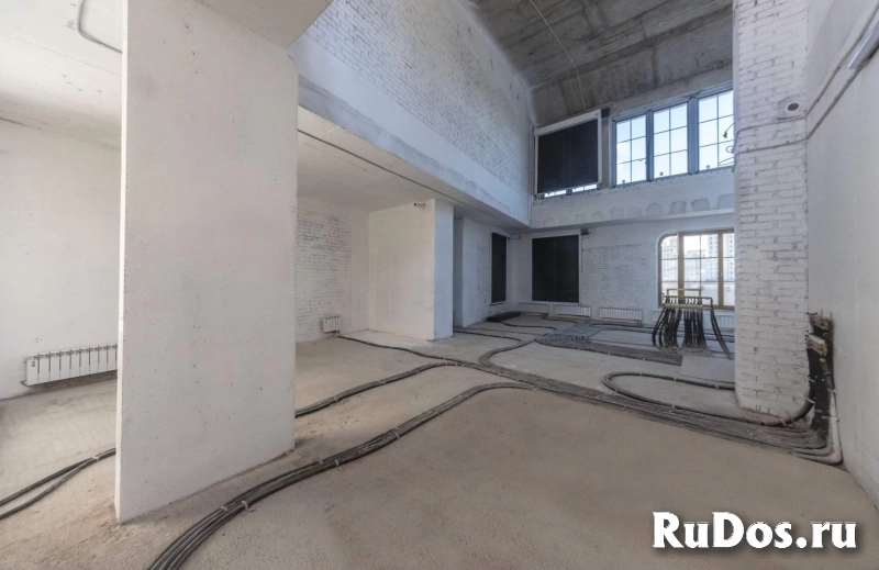 Продам 3 комнатную квартиру 134.3 м2 изображение 4