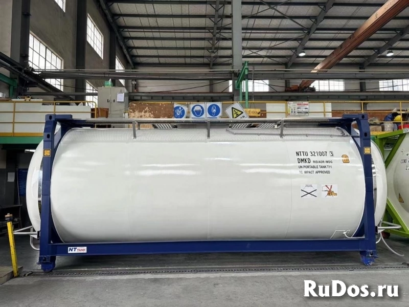 Контейнер-цистерна модели UN Т11 32К SWAP с утеплителем и пароподогревом фото