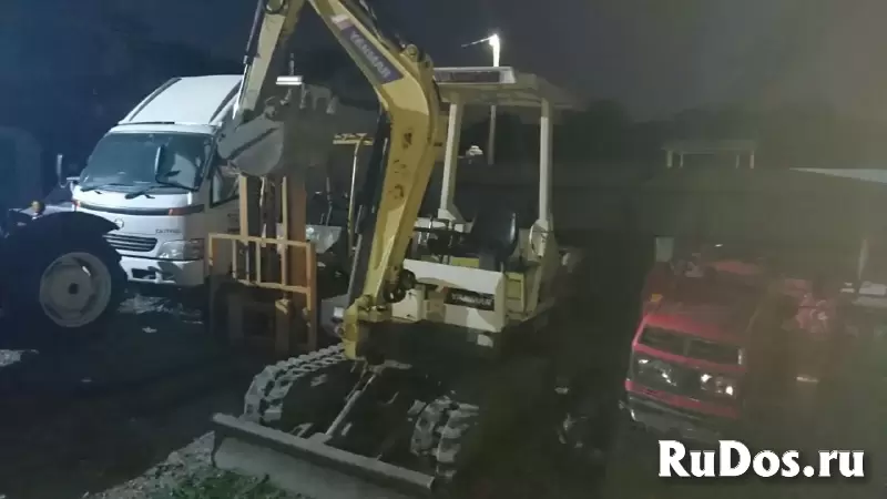 Японский мини-экскаватор YANMAR B-22 изображение 5