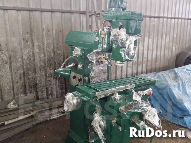 Универсально фрезерный станок 6Т80Ш продам, Владивосток. фото
