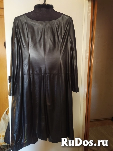 Продаю элитный кожаный женский плащ фотка