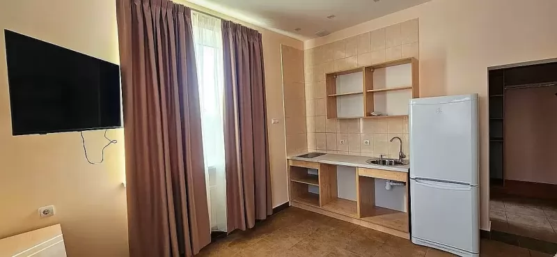 Апартаменты с кухней в престижном районе изображение 3