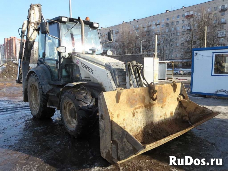 Экскаватор-погрузчик terex 860, 2011 г, Англия изображение 4