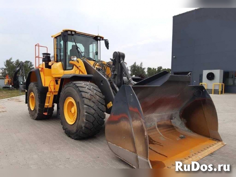 Фронтальный погрузчик Volvo 150 2019 г, 4500 м/ч из Европы изображение 3