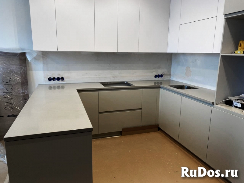 Кухонная столешница из искусственного камня м2 фотка
