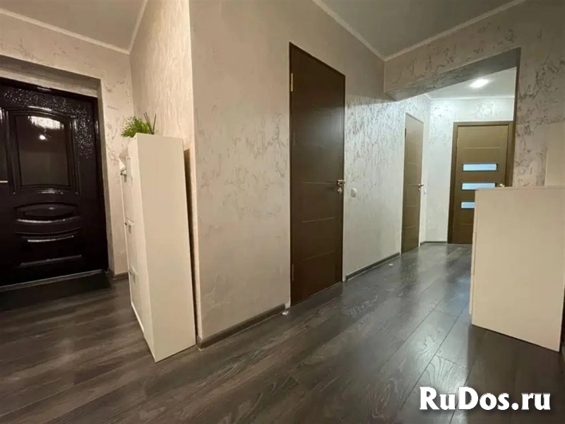 Продам 2 комнатную квартиру 64 м2 изображение 6