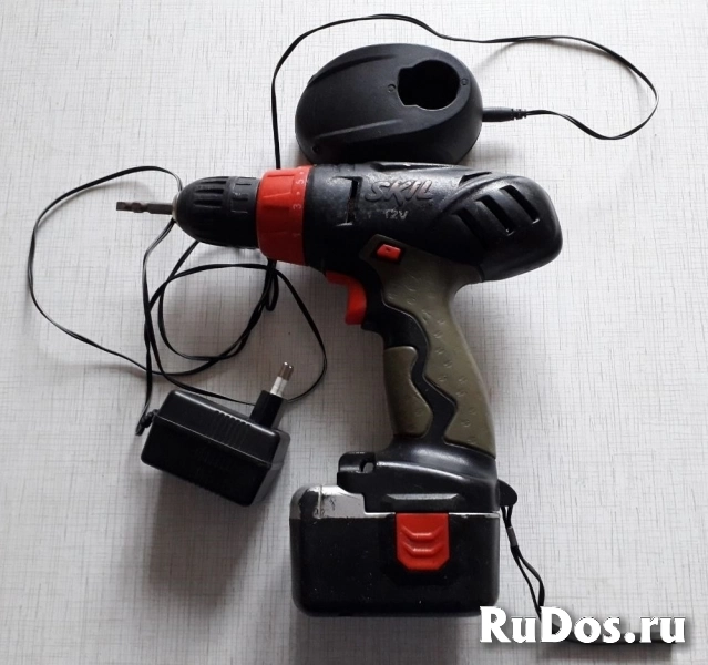 Аккумуляторная дрель-шуруповерт Skil 2006 фото