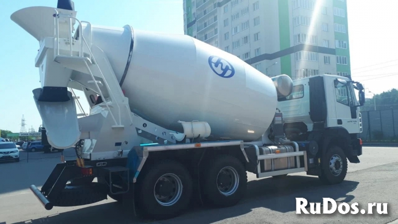 Автобетоносмеситель Hongyan SAIC-Iveco, 6х4, Euro V, объём 10 м3 изображение 4