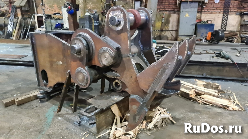 Для переработки леса корчеватели-расщепители пней фото