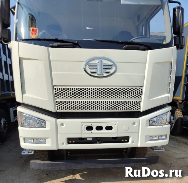 Самосвал FAW J6 8х4 CA3310P66K24T4E51 объём кузова 34 м3 куба г/п изображение 11