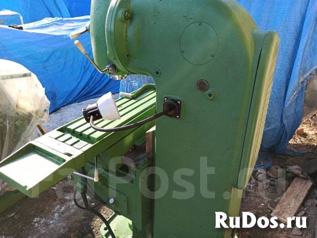 Вертикально-фрезерный станок 6Н10 продам, Владивосток. изображение 4