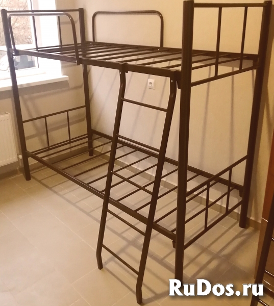 Кровати на металлокаркасе, двухъярусные, односпальные для хостело фотка