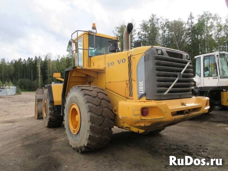 Фронтальник Volvo 180, 5 м3, стрела LONG изображение 5