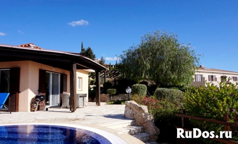 Шикарная 5-спальная вилла с панорамным видом в районе Пафоса-Кипр фотка