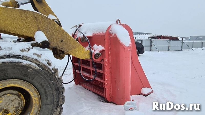 Многофункциональный просеивающий ковш валкового типа фотка