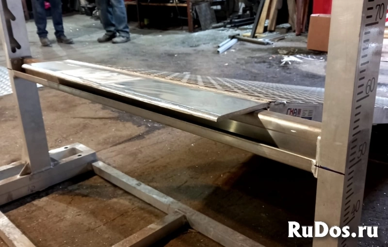 Погрузочный мост для склада 600 кг изображение 5