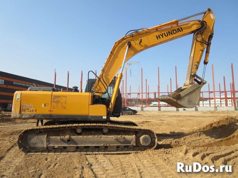 Гусеничный экскаватор Hyundai 305LC-7, 2011 г, 8000 м/ч изображение 5
