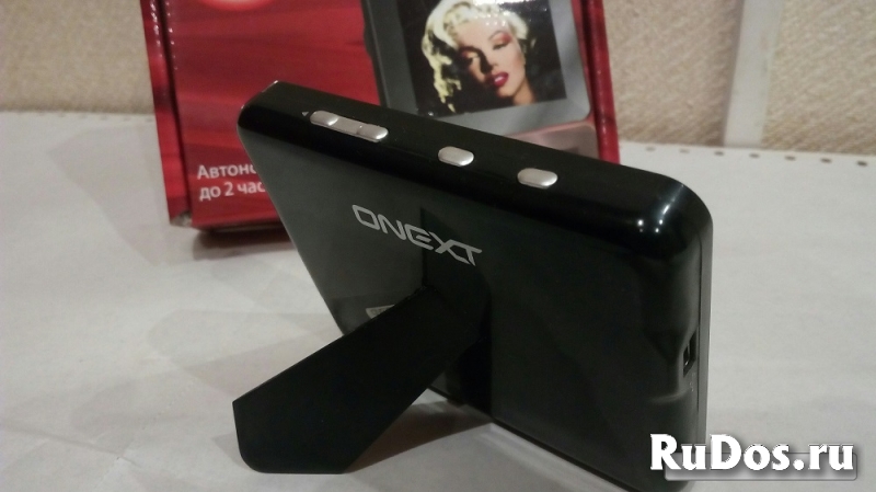 Новая фоторамка ONEXT PF-3b фотка