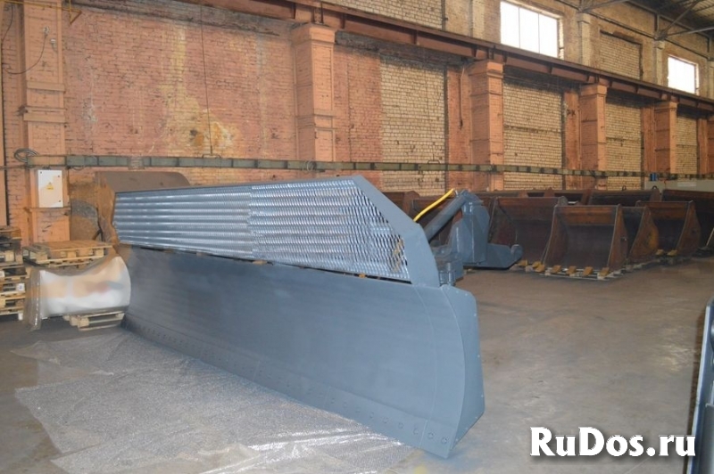 Отвал для трактора New Holland фотка