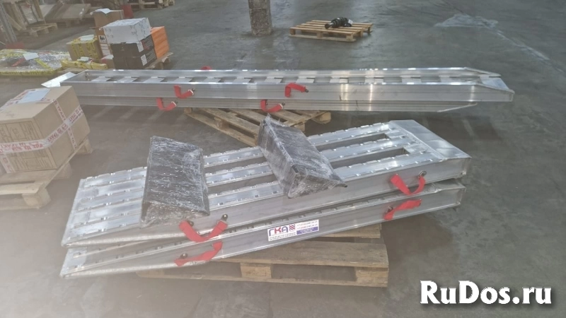 Аппарели алюминиевые с тумбочкой ГКА 1950 фотка