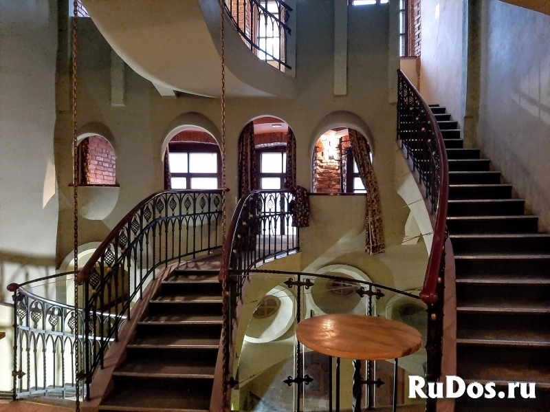 В аренду предлагается помещение кафе клуба Троицкий мост изображение 4