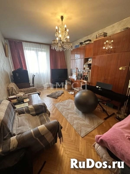 Продам 2 комнатную квартиру 53.7 м2 фотка