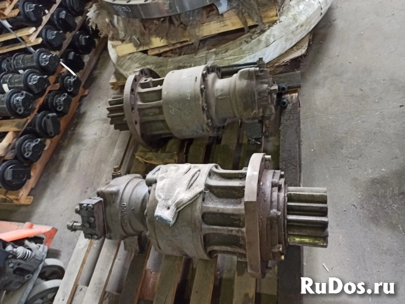 разборка на запчасти экскаваторы Хитачи hitachi фотка