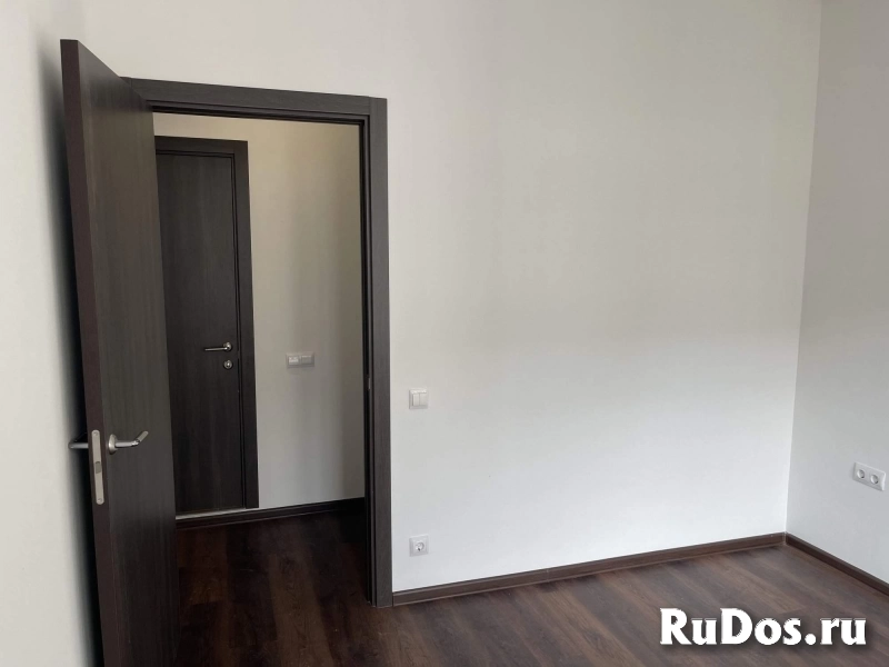 Продам 2 комнатную квартиру 53.2 м2 изображение 10