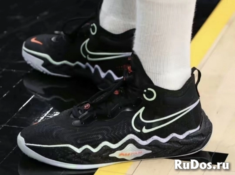 Баскетбольные кроссовки nike фото