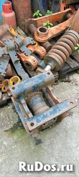 Направляющая цепи JCB 332/K1496 изображение 6