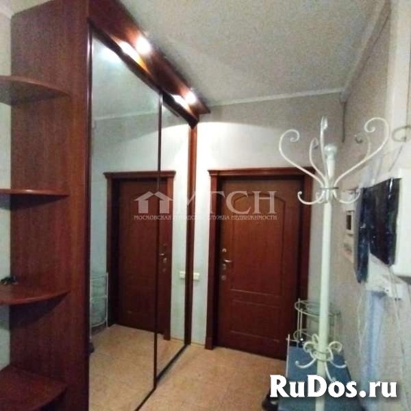 Продам 4 комнатную квартиру 138 м2 изображение 3