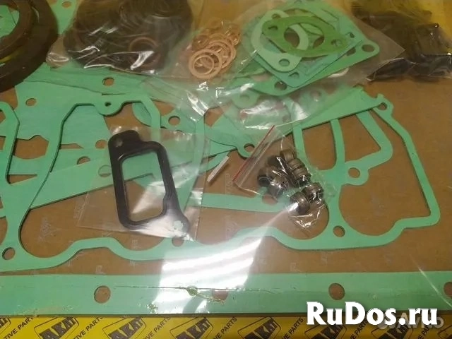 Полный комплект прокладок deutz 0293 7585 фотка