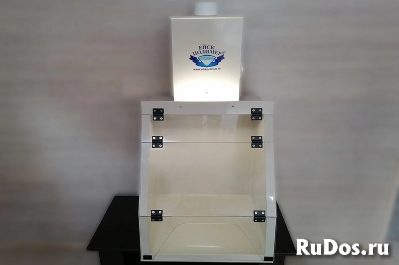 Вытяжной шкаф лабораторный фото