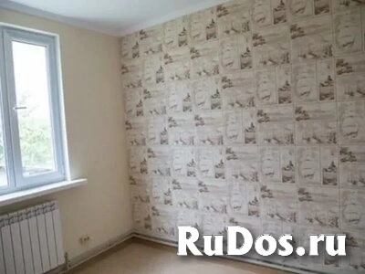 Поклейка обоев ремонт квартир изображение 6