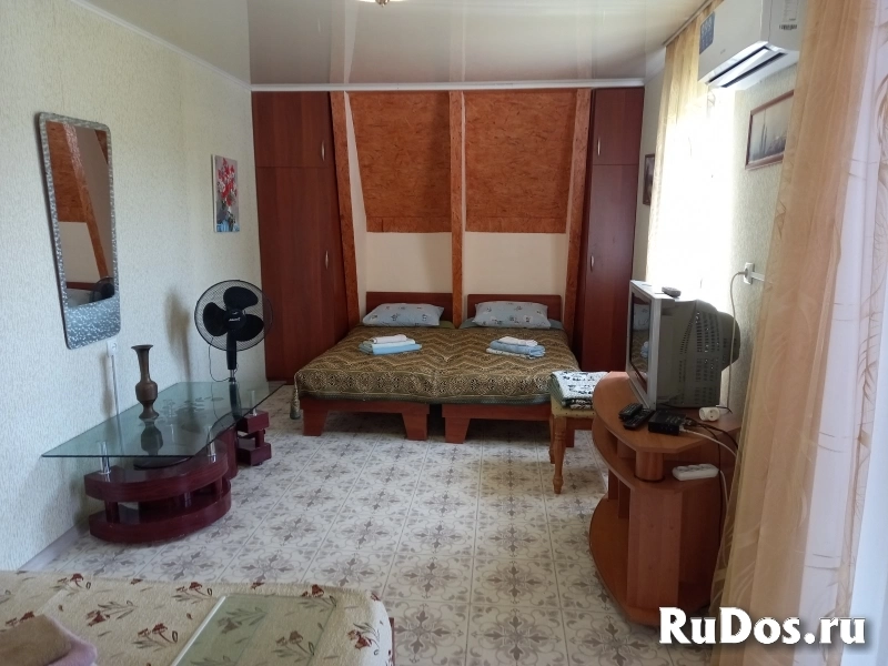 Комнаты у самого моря изображение 3