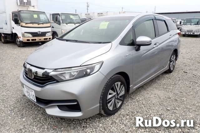 Универсал гибрид Honda Shuttle Hybrid кузов GP7 модификация Hybrid Honda Sensing фото