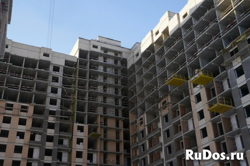 Продам 2 комнатную квартиру 56.93 м2 изображение 4