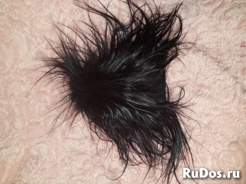 Продам шапку украшенную натуральным мехом фото