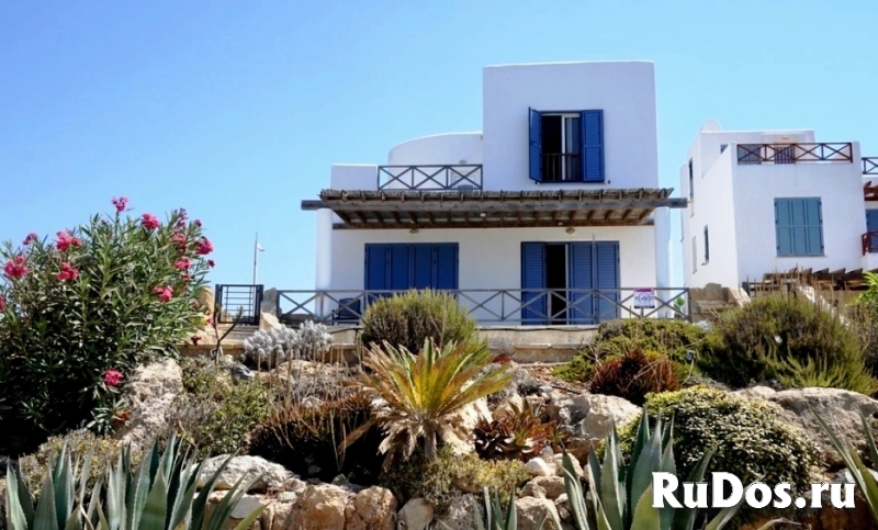 Очаровательная вилла на первой береговой линии моря в Пафосе-Кипр изображение 6