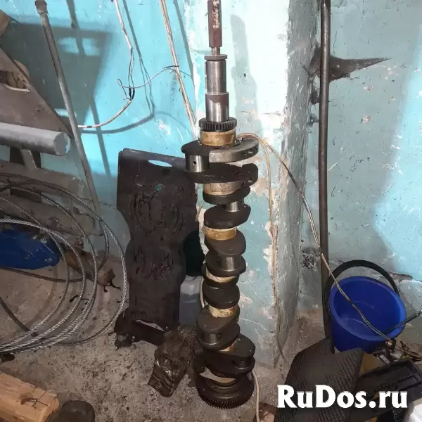 Коленвал двигателя Зил, ЯАЗ-204, ЯАЗ-206 фотка