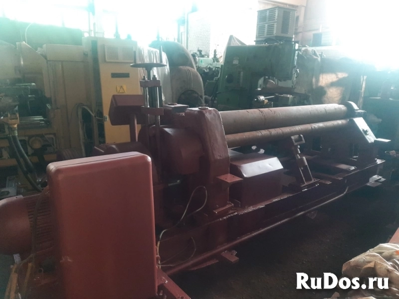 Машина листогибочная 3-х валковая И2220 (вальцы 10 х 2000мм) изображение 3