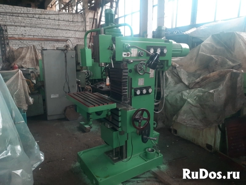 Станок универсальный фрезерный FUS-25 фото