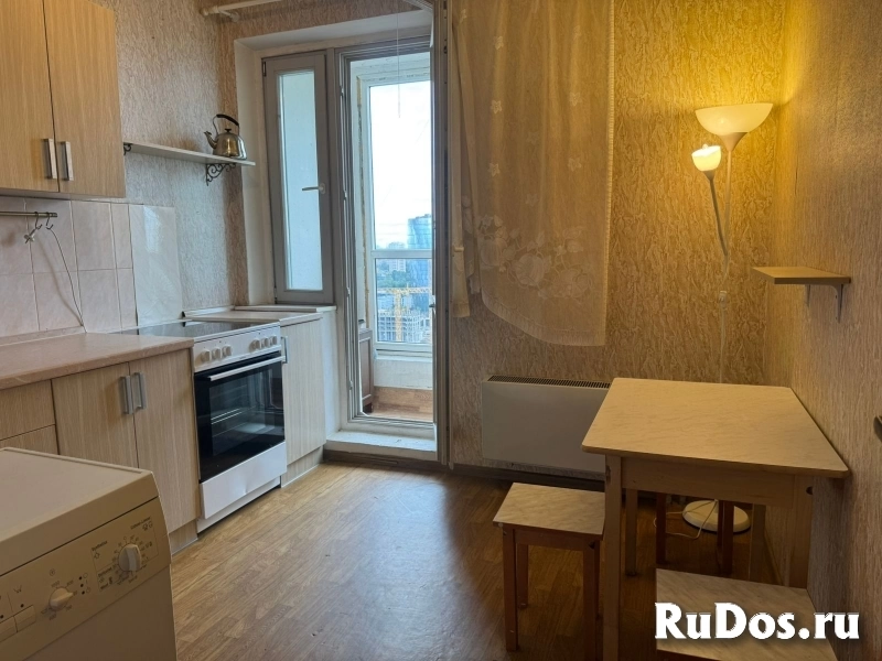 Квартира в р-не Зюзино, две комнаты, хорошее состояние изображение 4