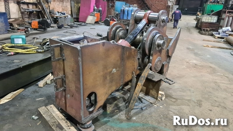 Стальной корчеватель расщепитель пней и деревьев фото