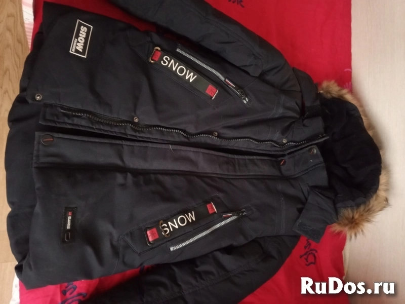 Продам зимнюю куртку фото