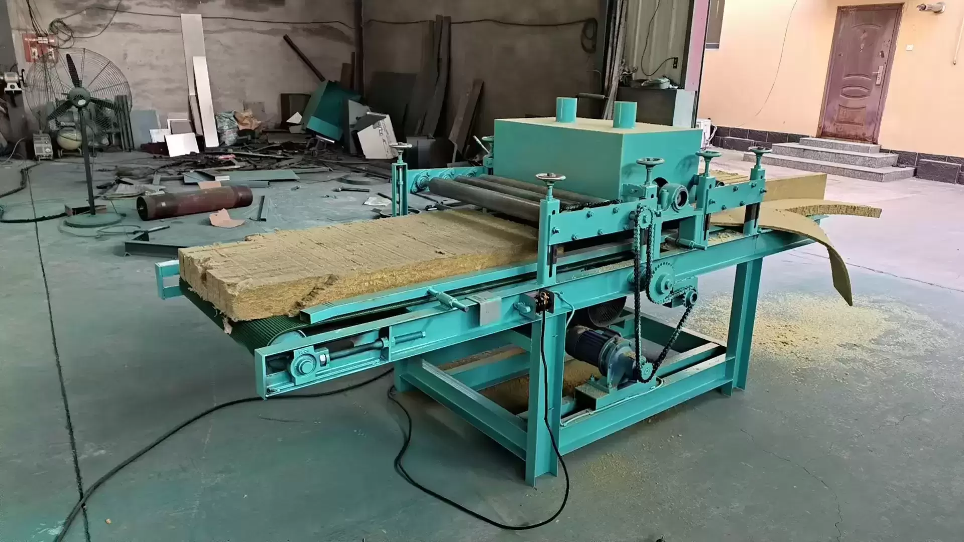 Станок для продольной резки мин.ваты JB-630 картинка из объявления