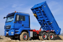 Услуги самосвалов в объявлении 3 фото Услуги самосвалов картинка из объявления