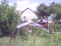 Двухэтажный дом, кухня, флигель и другие хоз.постройки на 30 сотках картинка из объявления